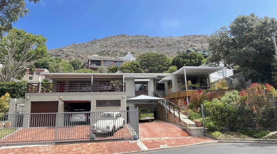 3 Bedroom Property for Sale in Glencairn Western Cape
